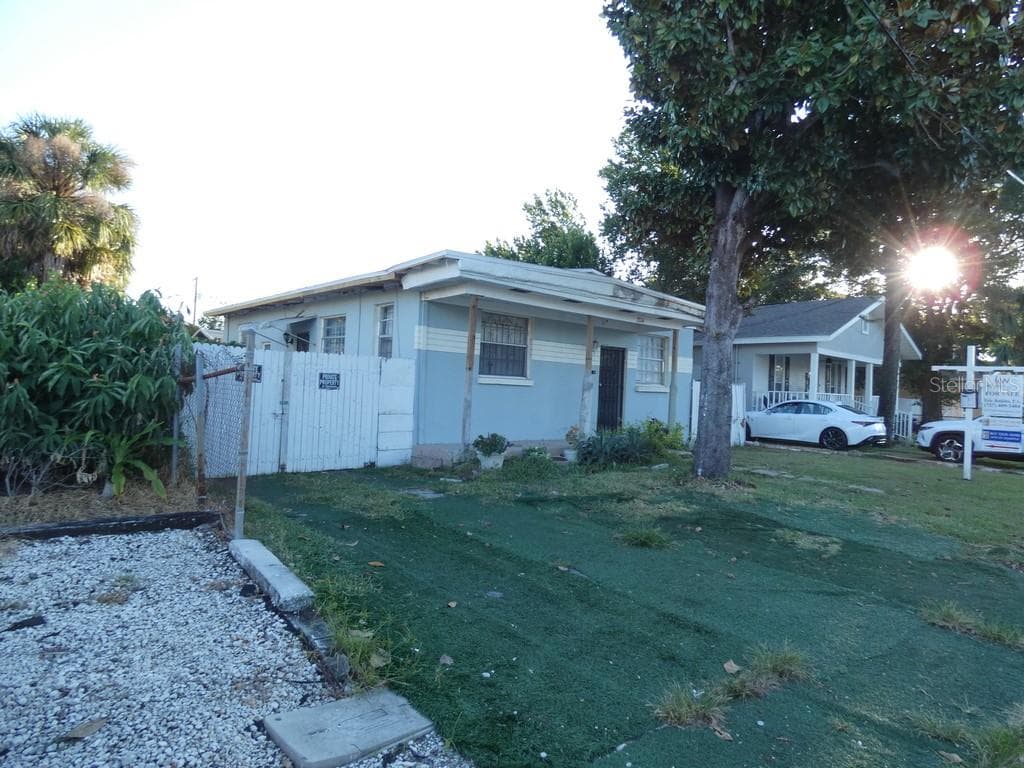 2714 W UNION STREET TAMPA, FL 33607