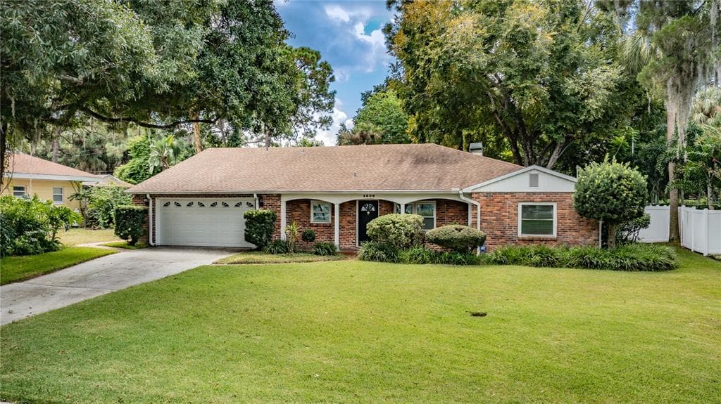 4608 W VASCONIA STREET TAMPA, FL 33629