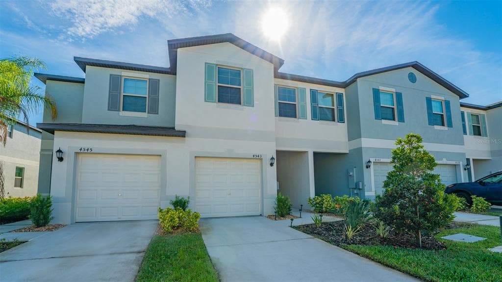 4543 GLOBE THISTLE DRIVE TAMPA, FL 33619