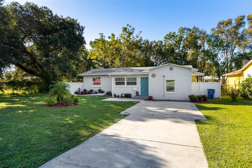 2228 26TH AVENUE S ST PETERSBURG, FL 33712