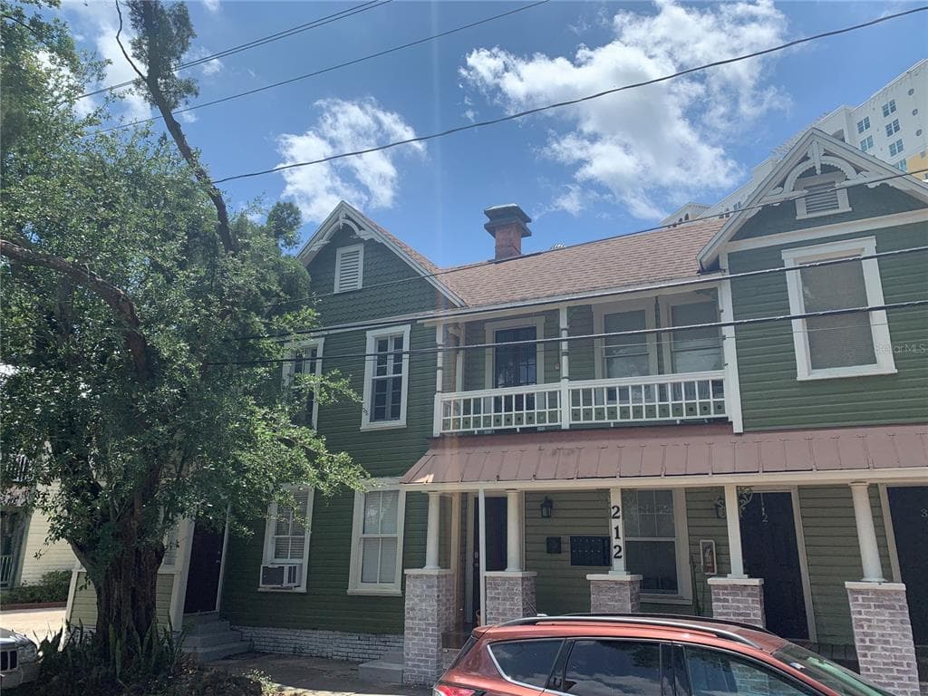 212 W BEACH PLACE UNIT 6 TAMPA, FL 33606