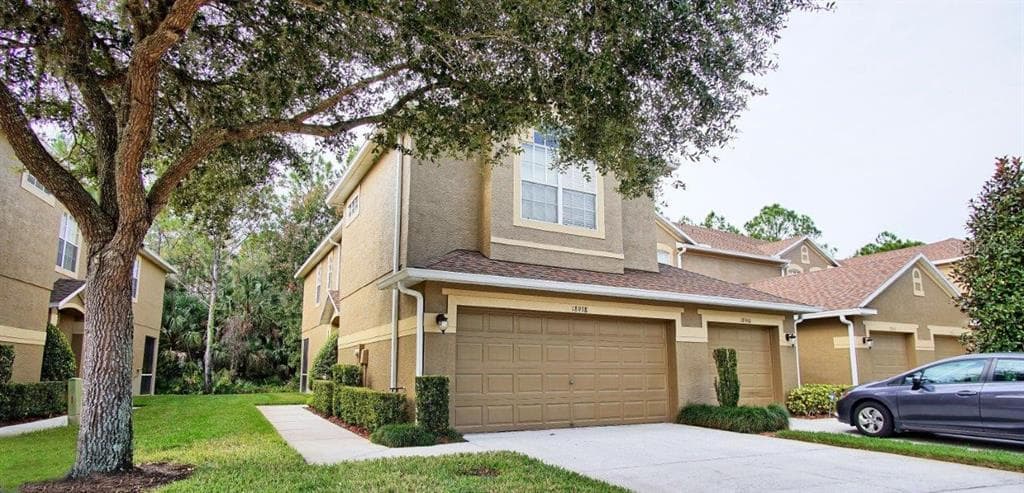 18938 DUQUESNE DRIVE TAMPA, FL 33647