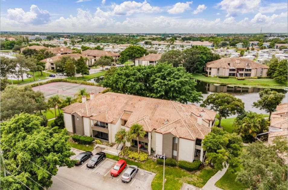 10263 GANDY BOULEVARD N UNIT 505 ST PETERSBURG, FL 33702