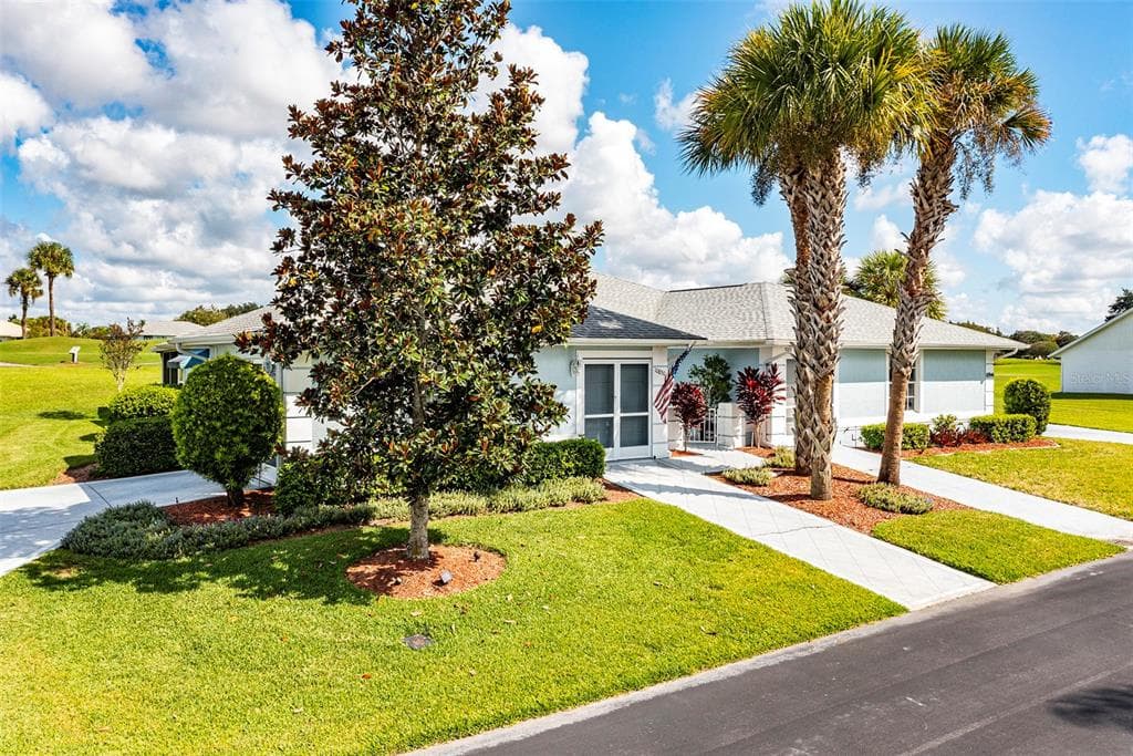 10850 CUP DRIVE SAN ANTONIO, FL 33576