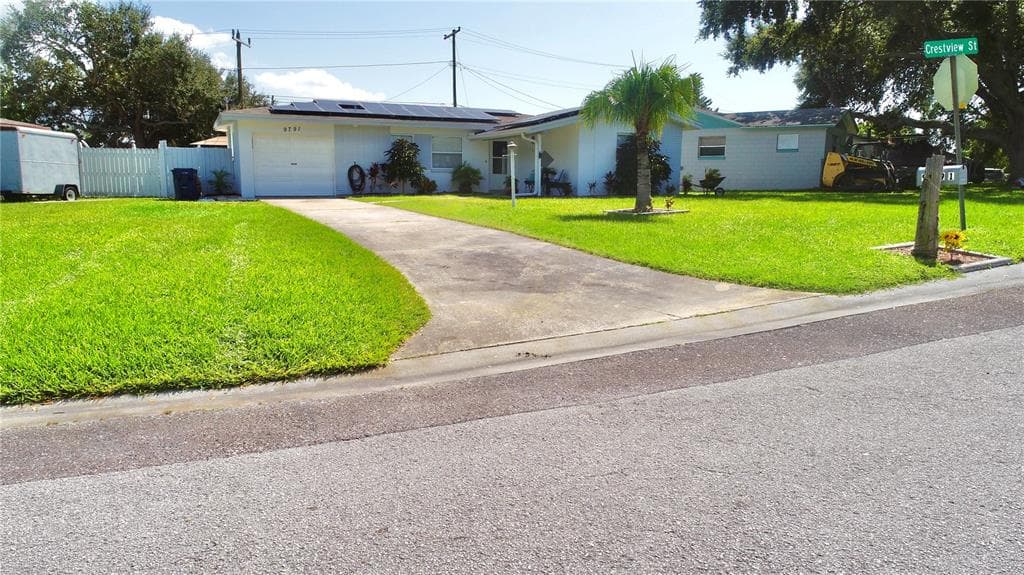 9791 CRESTVIEW STREET SEMINOLE, FL 33772