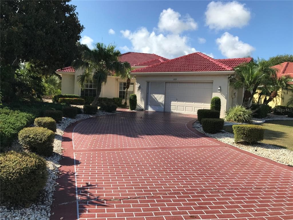 1929 S PEBBLE BEACH BOULEVARD UNIT 1929 SUN CITY CENTER, FL 33573