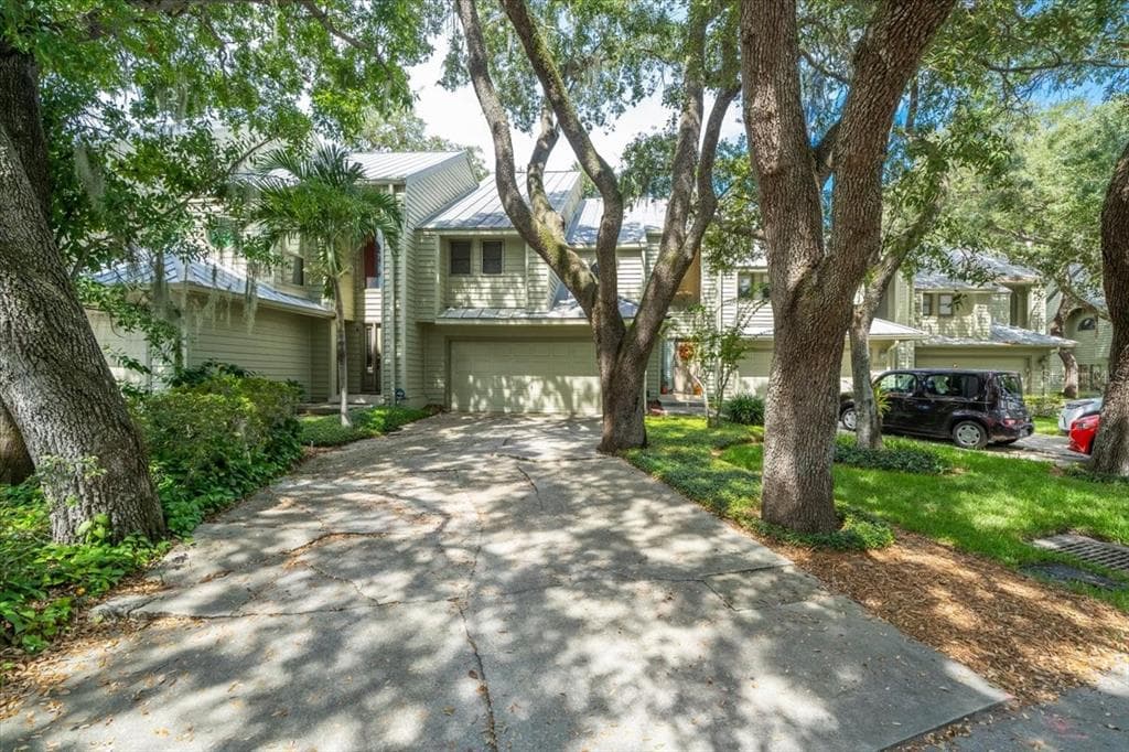 5515 INTERBAY BOULEVARD TAMPA, FL 33611