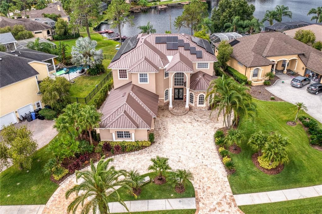 17804 SAINT LUCIA ISLE DRIVE TAMPA, FL 33647