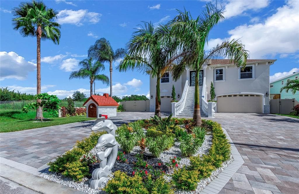 3138 PHOENIX AVENUE OLDSMAR, FL 34677