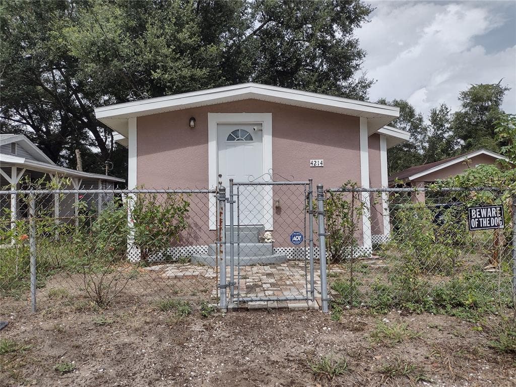 4214 E LOUISIANA AVENUE TAMPA, FL 33610