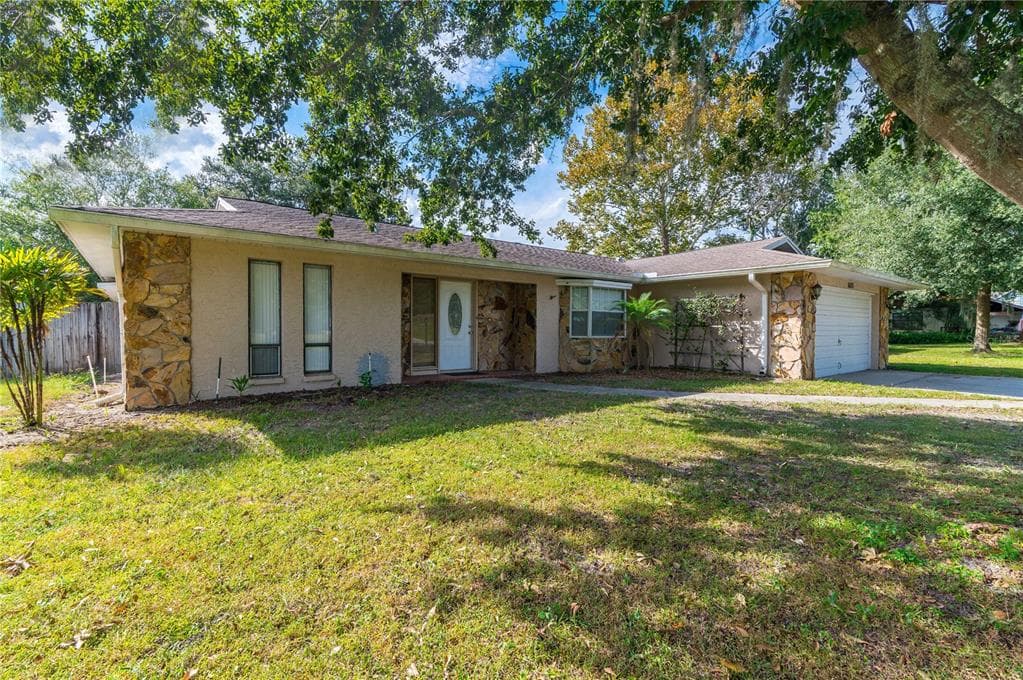 5525 SOUTHERNVIEW DRIVE ZEPHYRHILLS, FL 33541