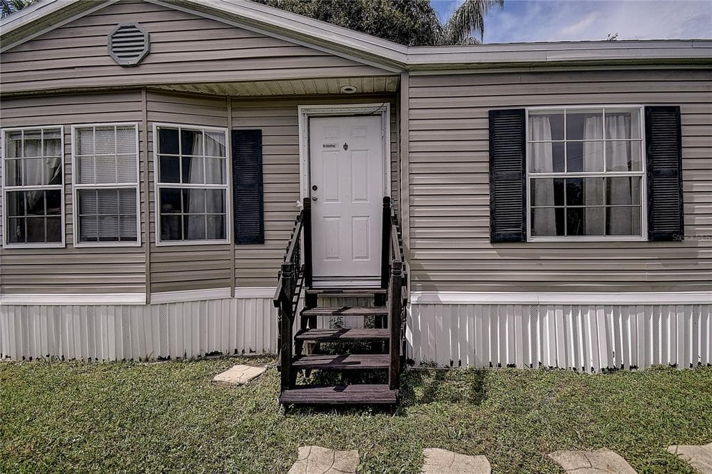 6036 106TH AVENUE N PINELLAS PARK, FL 33782