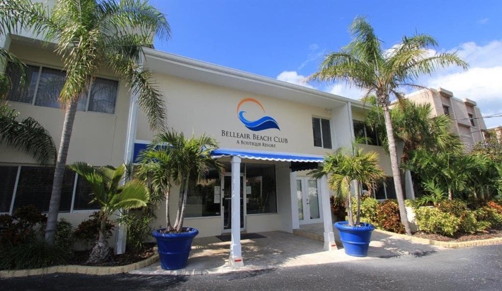 3200 GULF BOULEVARD UNIT 211 BELLEAIR BEACH, FL 33786
