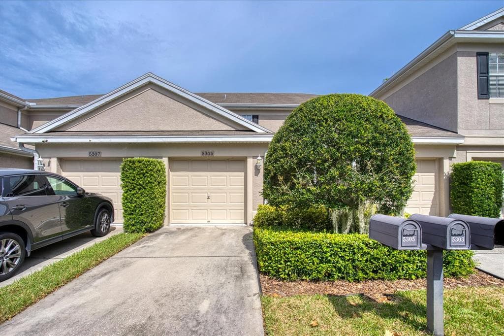 5305 61ST TERRACE N ST PETERSBURG, FL 33709