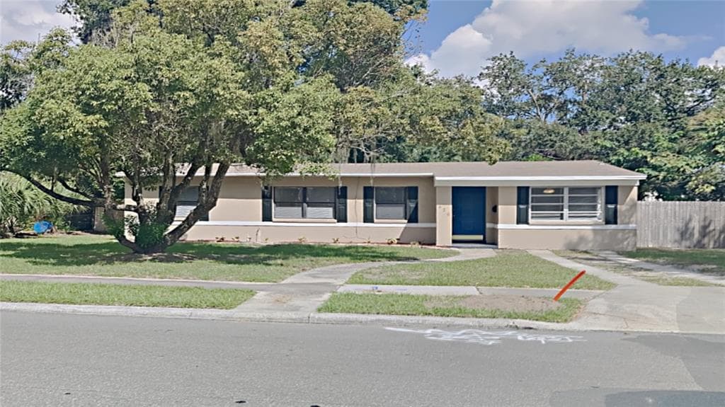 620 EASTWAY DRIVE LAKELAND, FL 33803