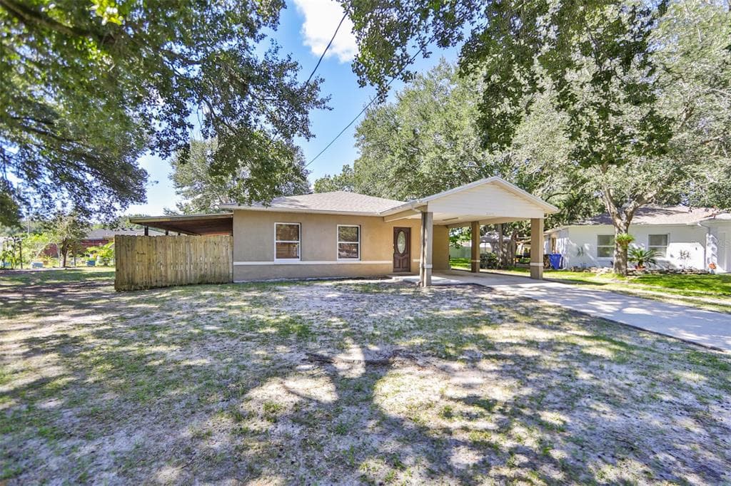 1508 FISH FIN COURT TAMPA, FL 33619