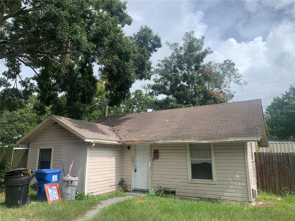 1726 43RD STREET S ST PETERSBURG, FL 33711