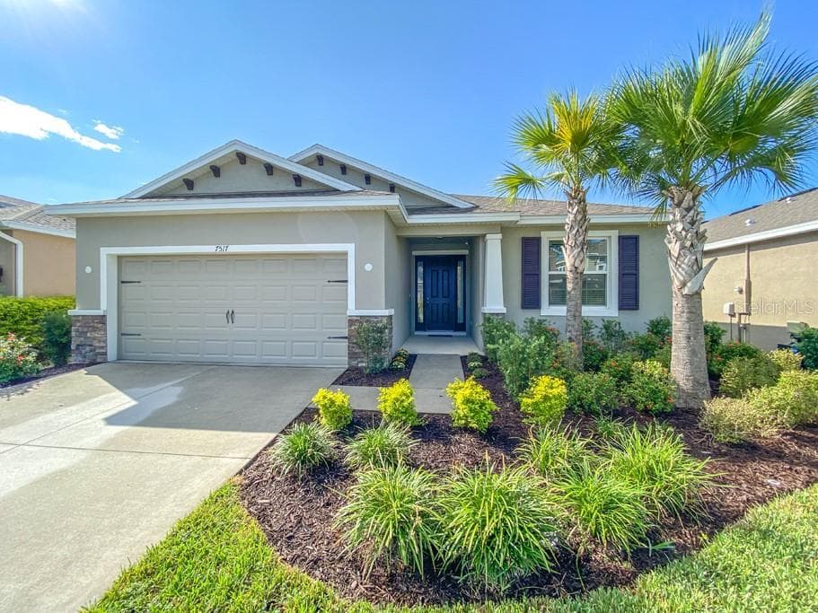7517 LANTERN PARK AVENUE APOLLO BEACH, FL 33572