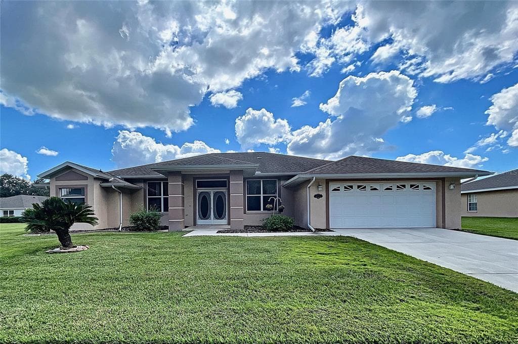 29422 SCHINNECOCK HILLS LN SAN ANTONIO, FL 33576