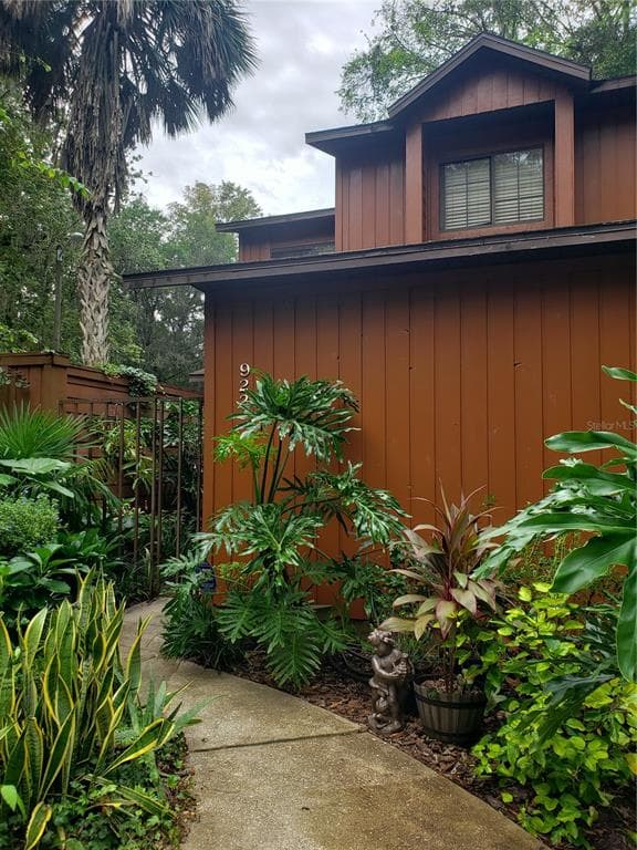 922 SW 57TH TERRACE GAINESVILLE, FL 32607
