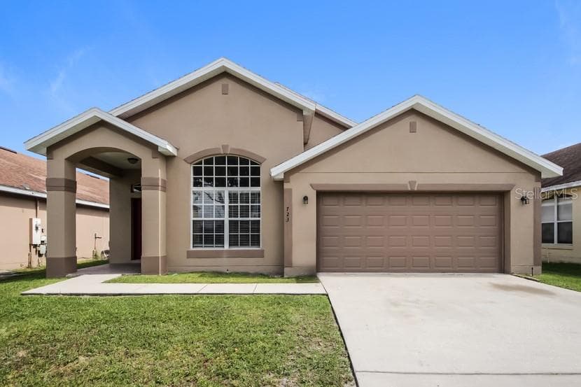 723 STONEWYK WAY KISSIMMEE, FL 34744