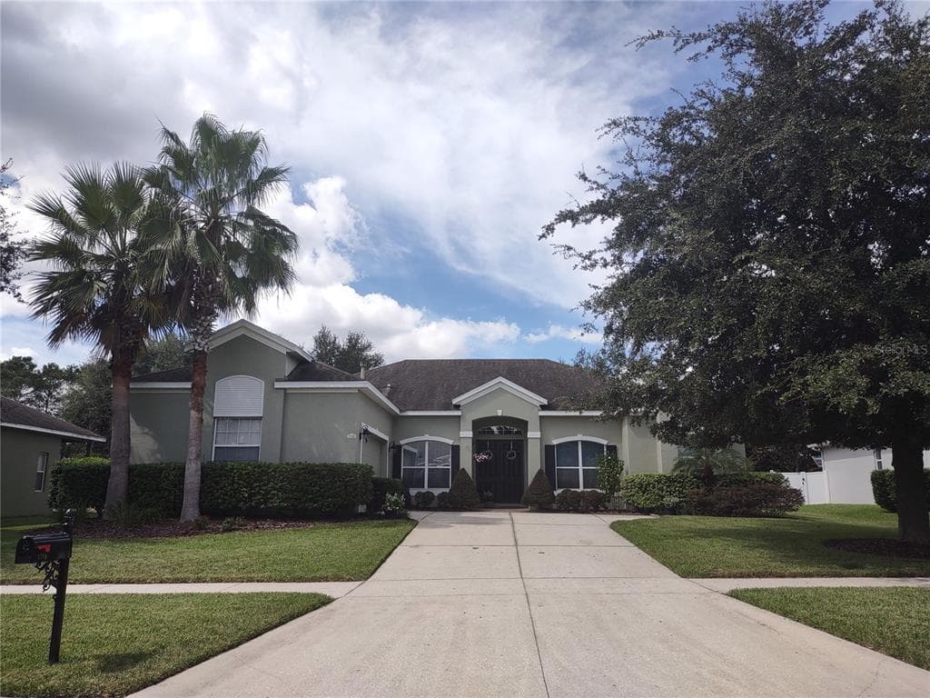 3388 TUMBLING RIVER DRIVE CLERMONT, FL 34711