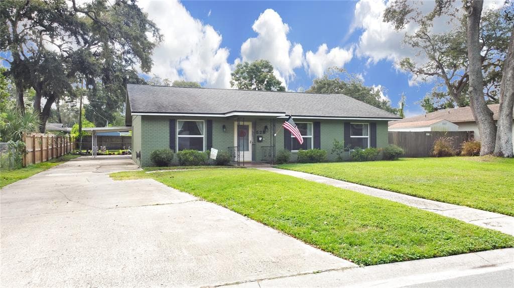 528 W PALMEDEN DRIVE LAKELAND, FL 33803