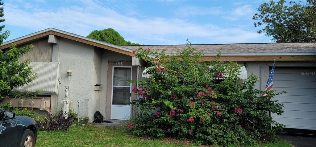 4223 STRATFIELD DRIVE NEW PORT RICHEY, FL 34652