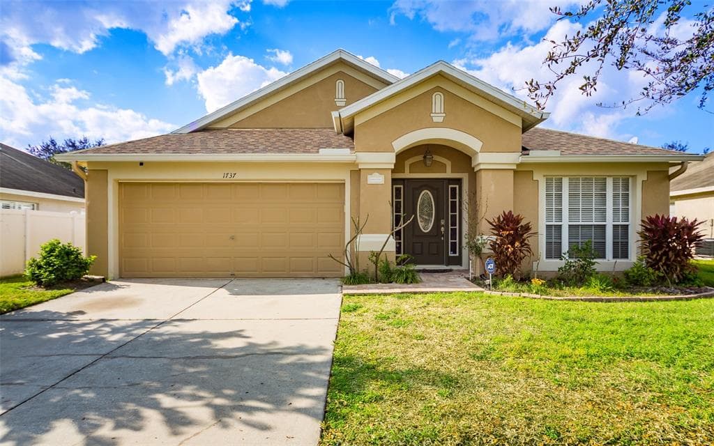 1737 WALCOTT STREET WESLEY CHAPEL, FL 33543