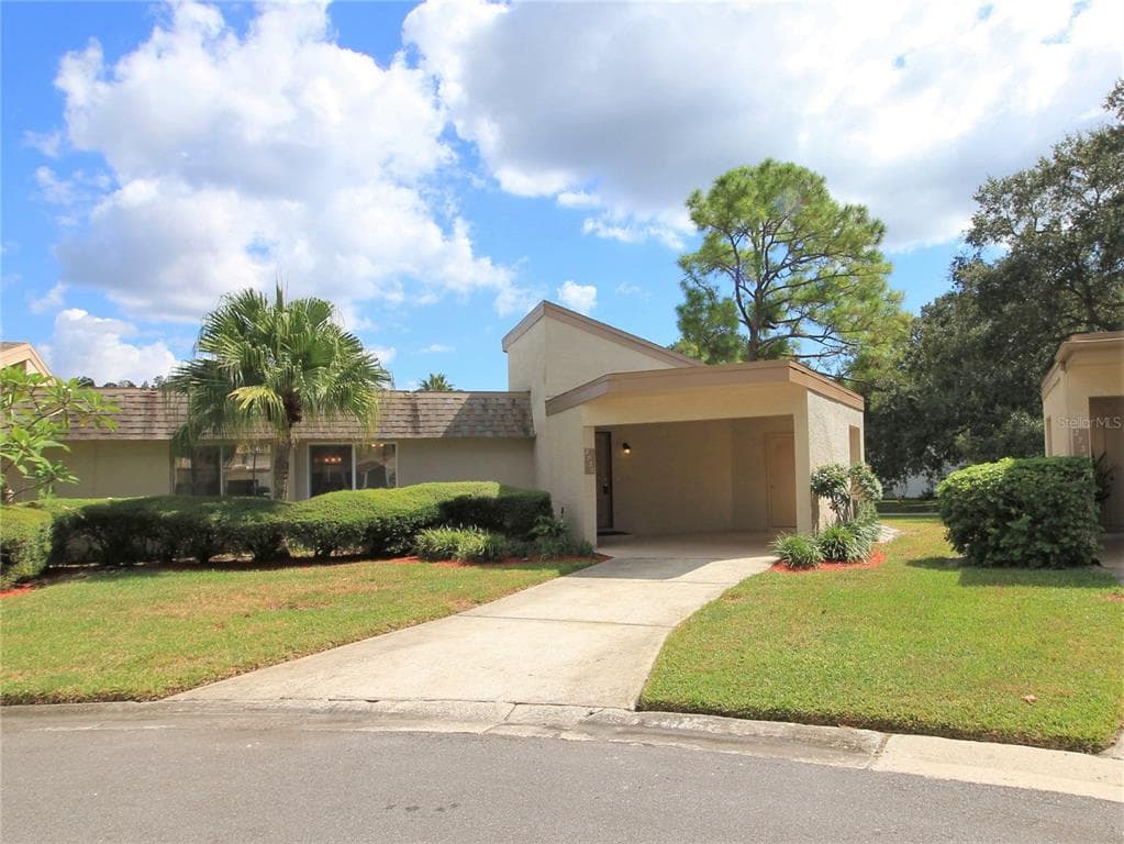 2737 SAND HOLLOW COURT UNIT 171B CLEARWATER, FL 33761