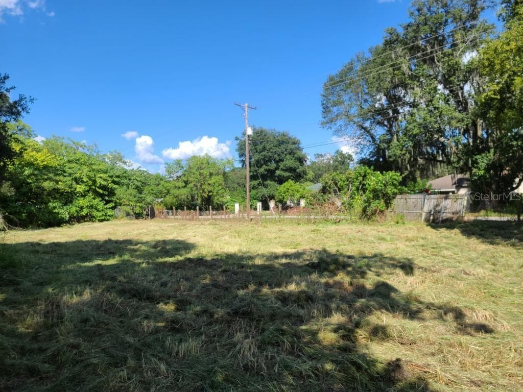 2810 N 75TH STREET TAMPA, FL 33619