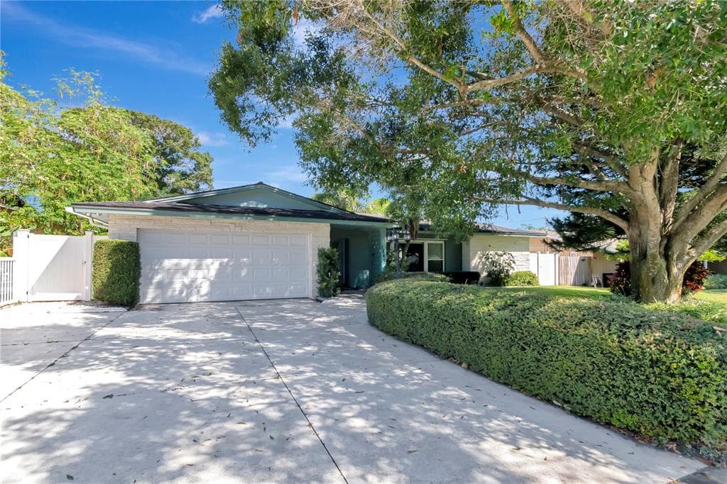 1866 BELLEAIR ROAD CLEARWATER, FL 33764