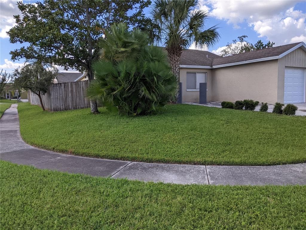 1312 COOLMONT DRIVE BRANDON, FL 33511