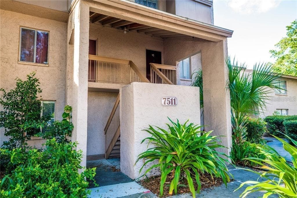 7511 PRESLEY PLACE UNIT 97A TAMPA, FL 33617