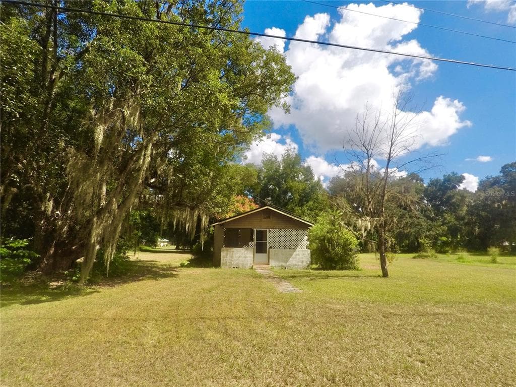 804 N OAK AVENUE FORT MEADE, FL 33841
