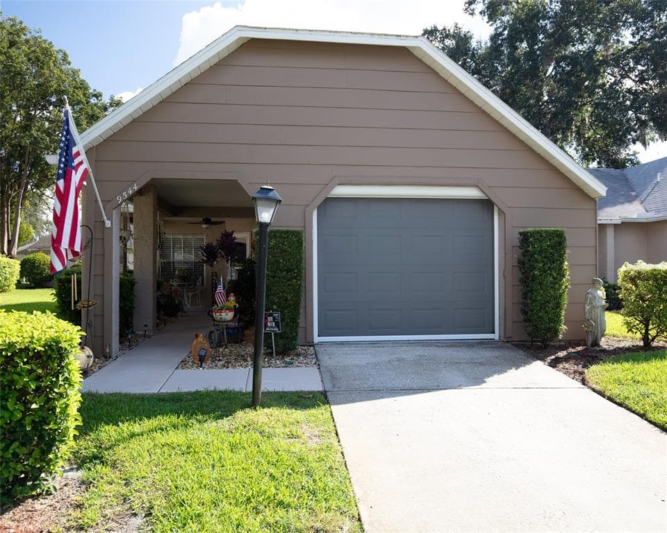 9544 BUNKER HILL COURT UNIT 9544 NEW PORT RICHEY, FL 34655