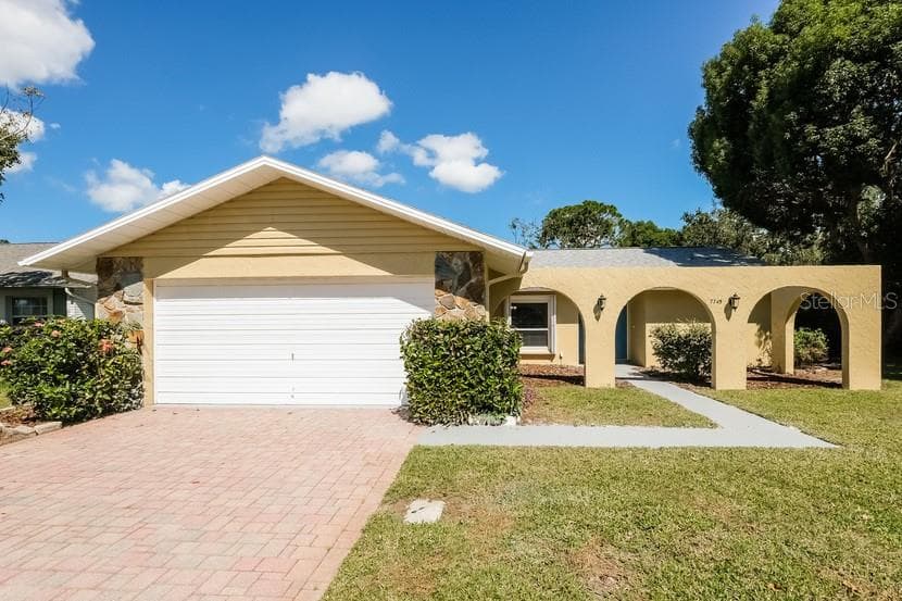 7745 RIVERDALE DRIVE NEW PORT RICHEY, FL 34653