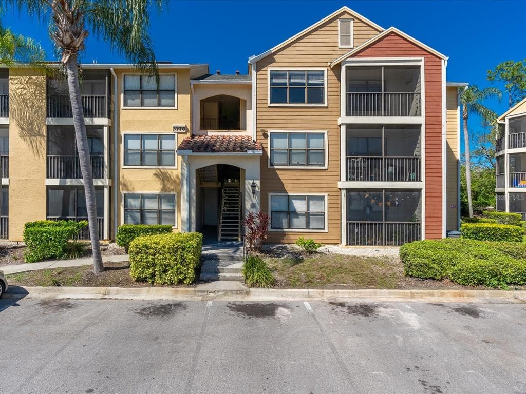 11901 4TH STREET N UNIT 8207 ST PETERSBURG, FL 33716