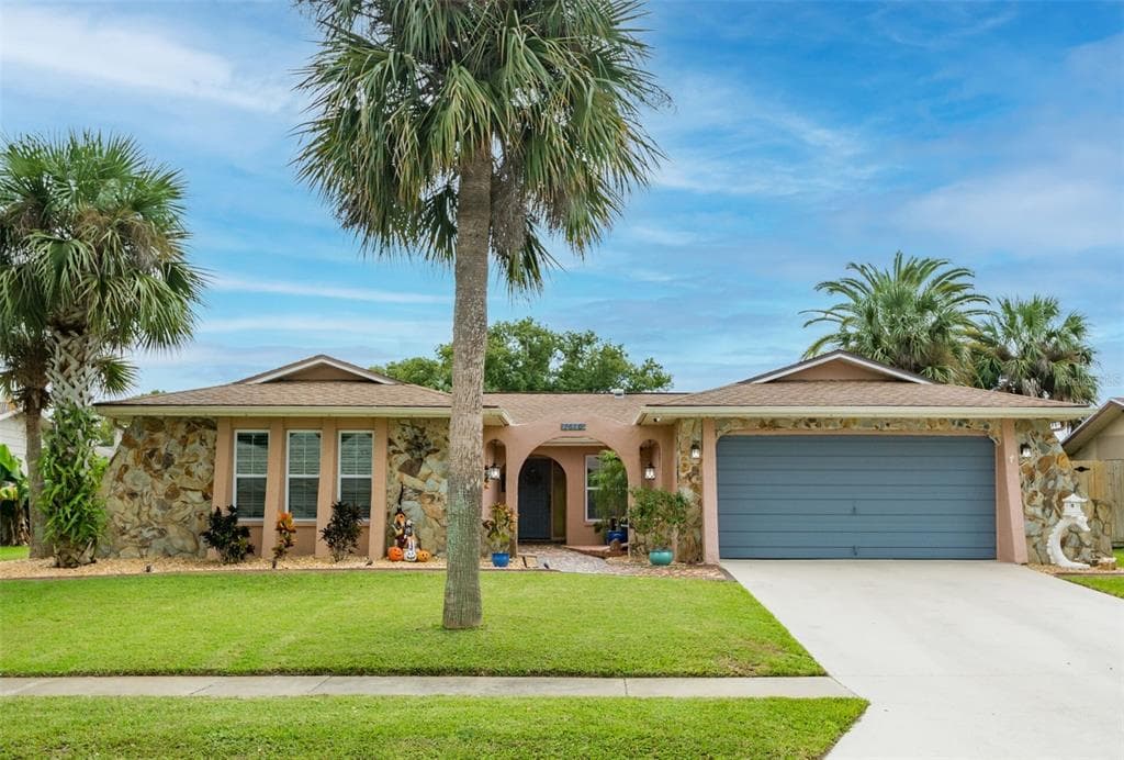 7610 CYPRESS KNEE DRIVE HUDSON, FL 34667