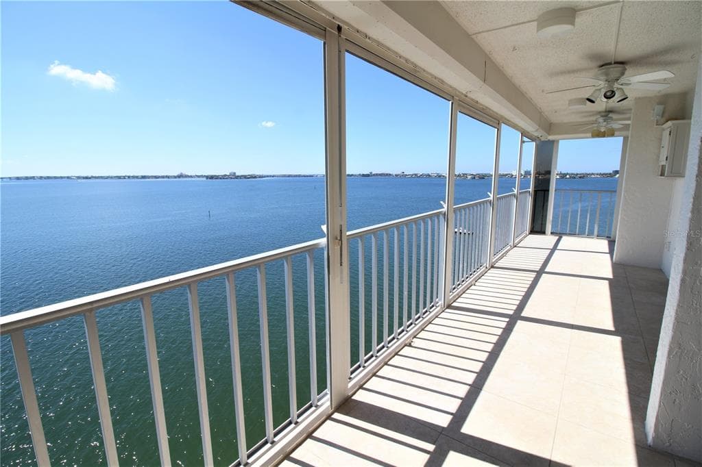 6060 SHORE BOULEVARD S UNIT 912