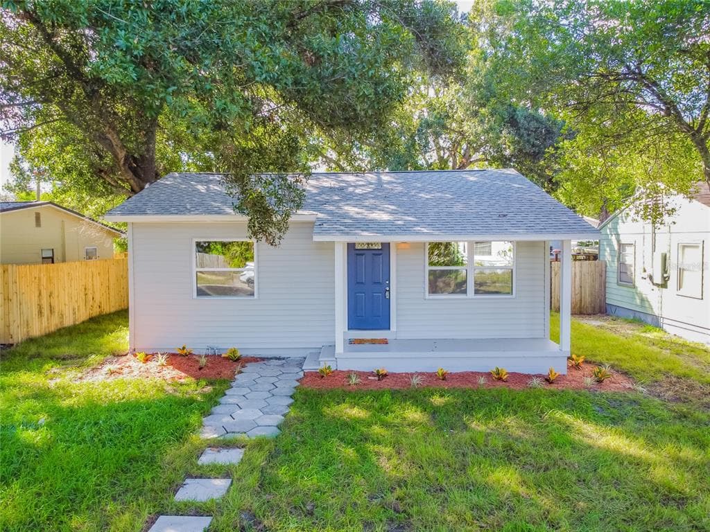 2444 32ND AVENUE N ST PETERSBURG, FL 33713