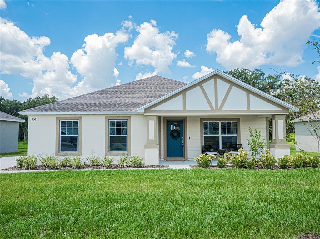 1852 CREEKS VISTA BOULEVARD LAKELAND, FL 33810