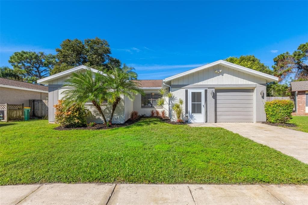 2059 EAGLE RUN COURT CLEARWATER, FL 33760