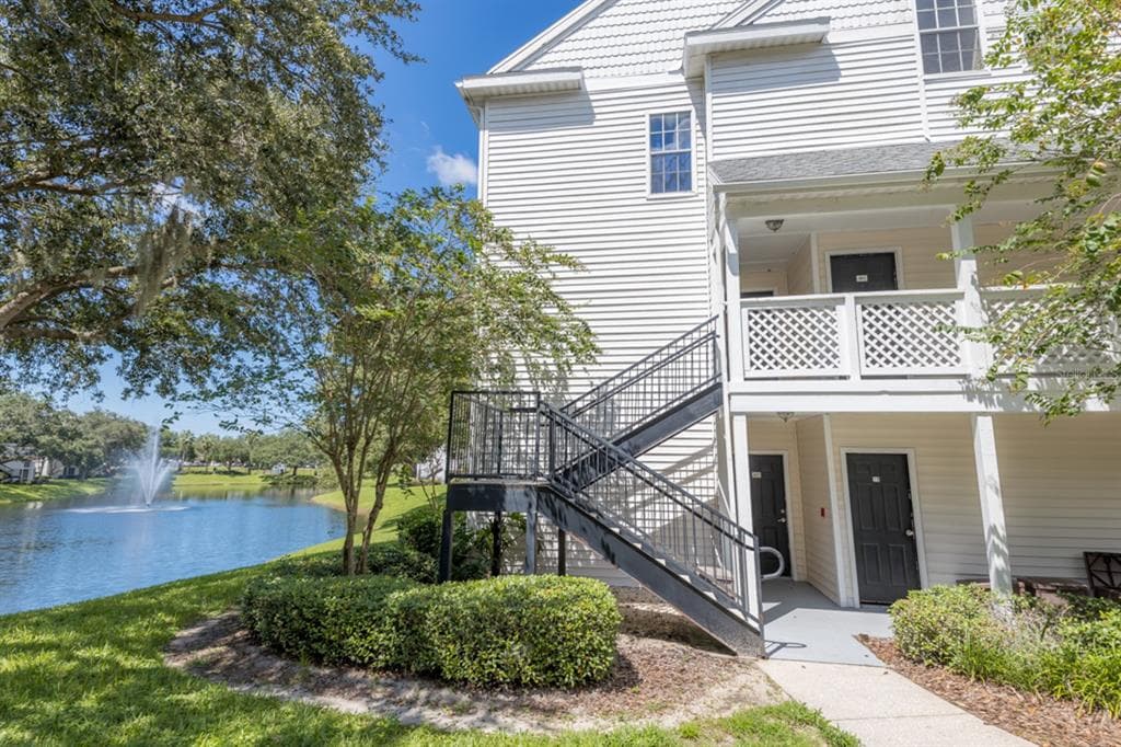 3304 HAVILAND COURT UNIT 302 PALM HARBOR, FL 34684