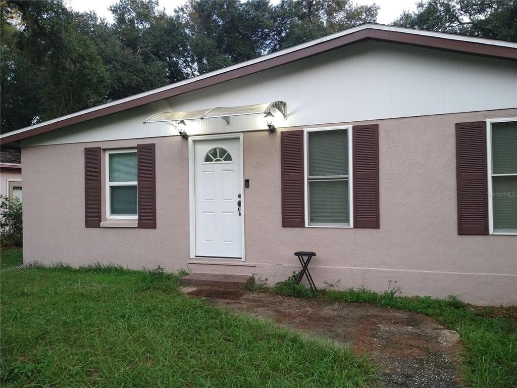 1909 E EMMA STREET TAMPA, FL 33610