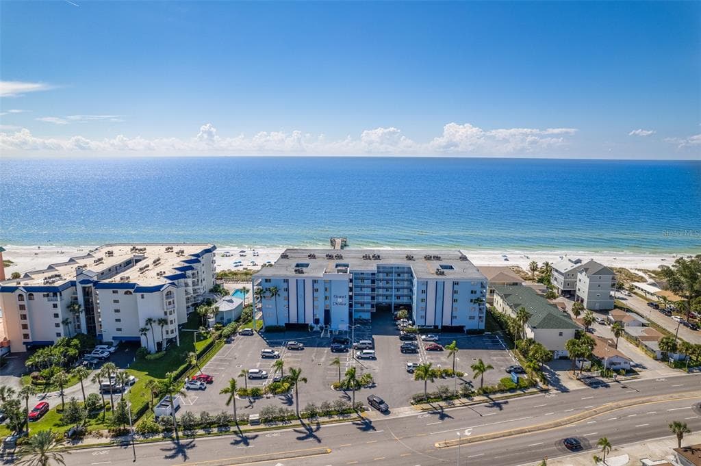 18500 GULF BOULEVARD UNIT 402 INDIAN SHORES, FL 33785