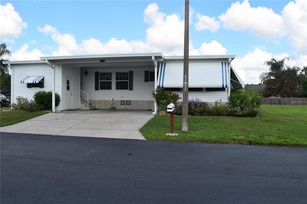 37501 CAMPO AVENUE ZEPHYRHILLS, FL 33541