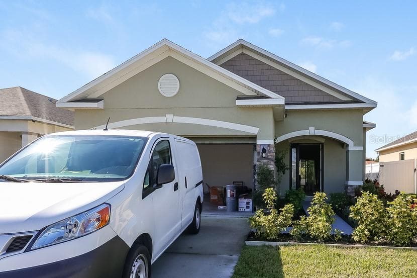 4208 DESERT ROSE AVENUE KISSIMMEE, FL 34746