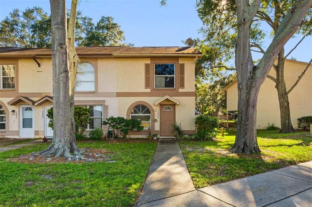 3004 BRIGADOON DRIVE CLEARWATER, FL 33759