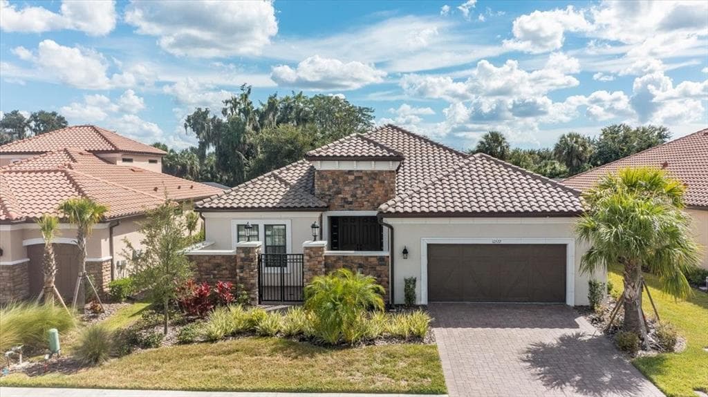 10522 GIDDENS PLACE PALMETTO, FL 34221